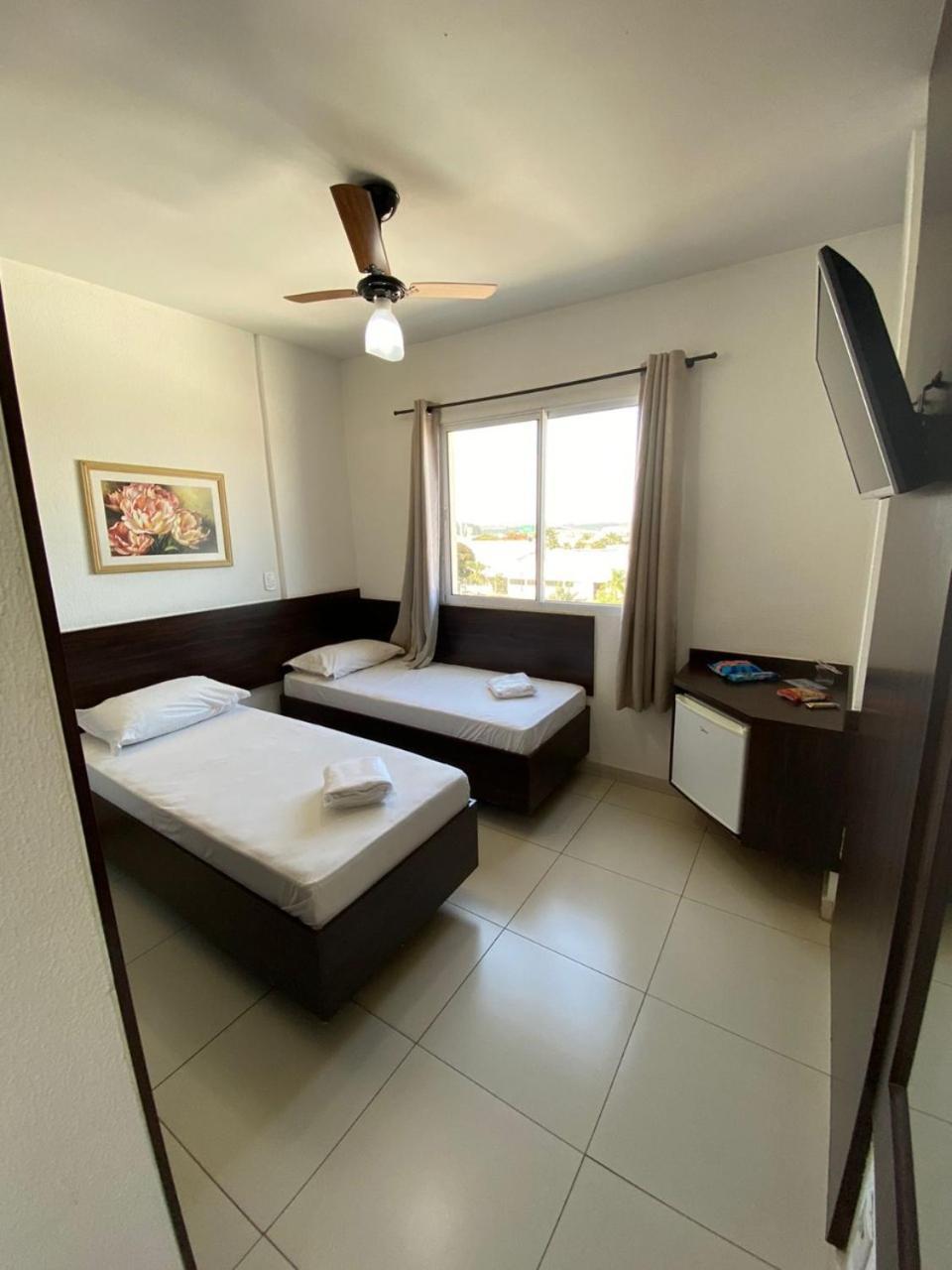 Hotel Rota Do Sol Patrocinio Bagian luar foto
