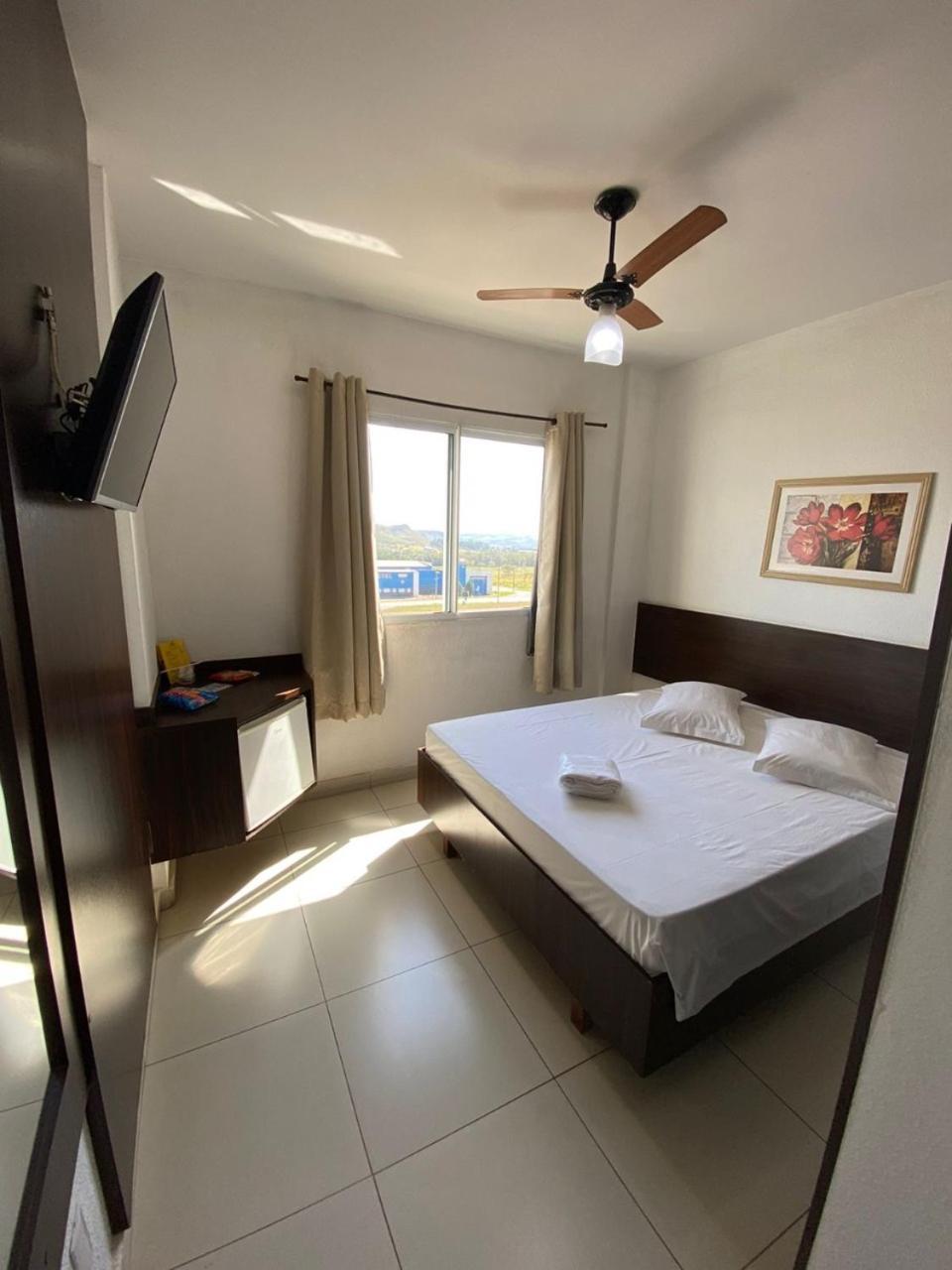 Hotel Rota Do Sol Patrocinio Bagian luar foto